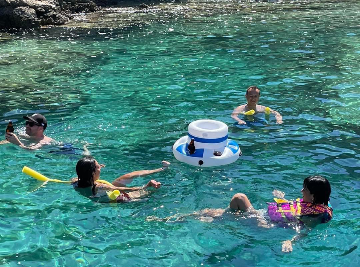 A Trio Of Treats Von Kaptan Deniz