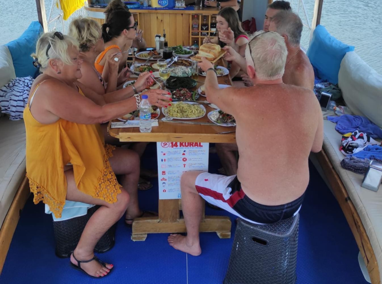 Fröhliche Partynächte