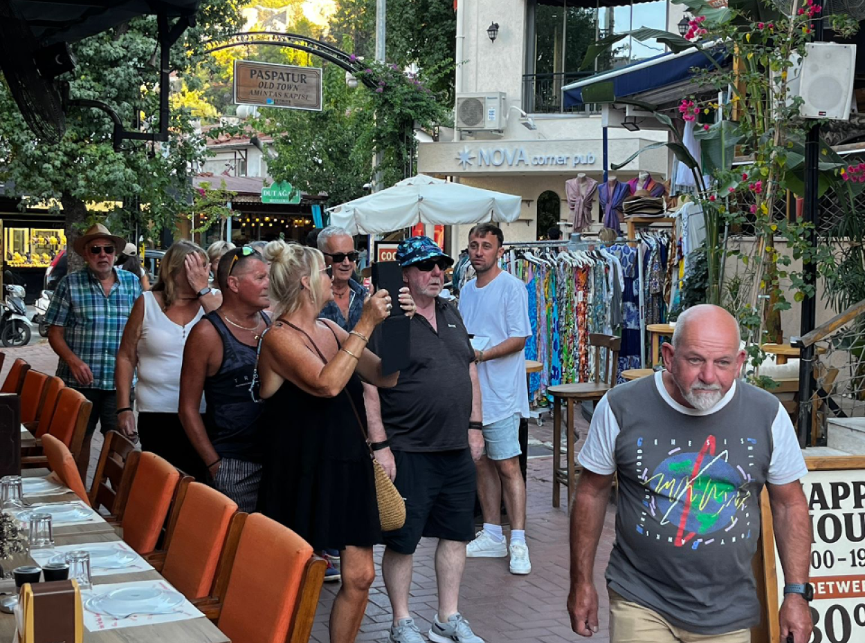 Step Back In Time With Sun & Sea & Ghosts & Wine