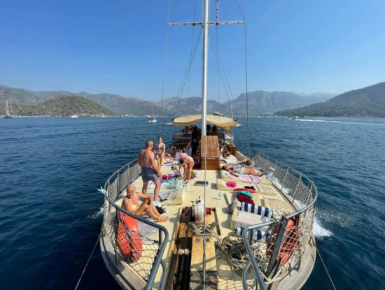 12 Islands Tranquil Voyage