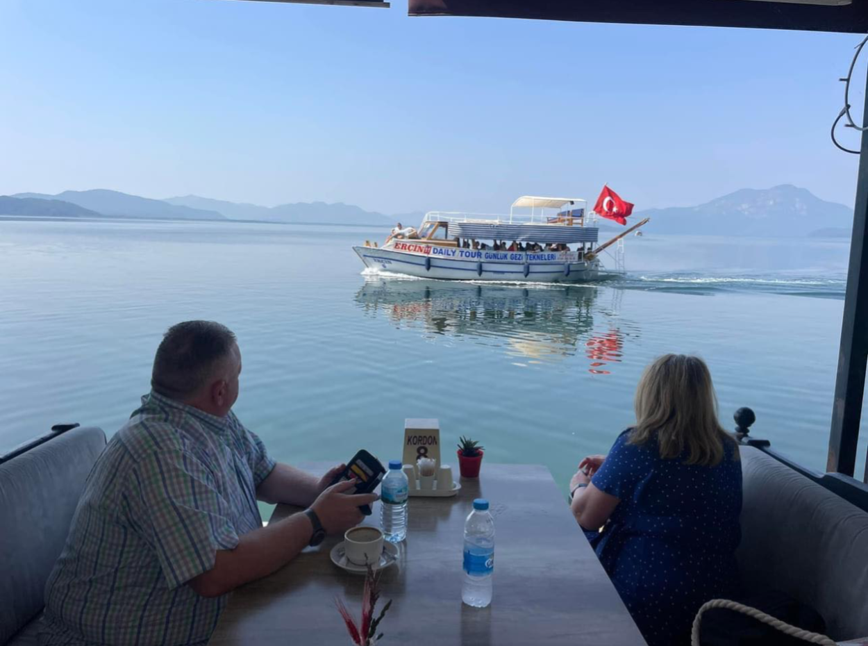 Bir Üçlü İkramlar