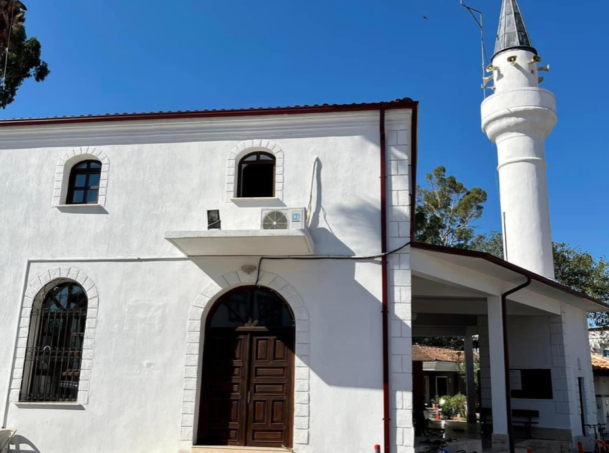 Bir Üçlü İkramlar