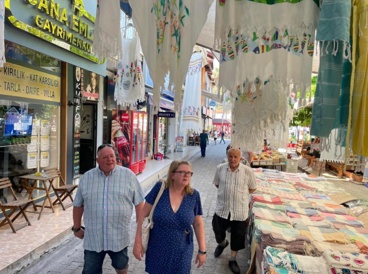 Bir Üçlü İkramlar