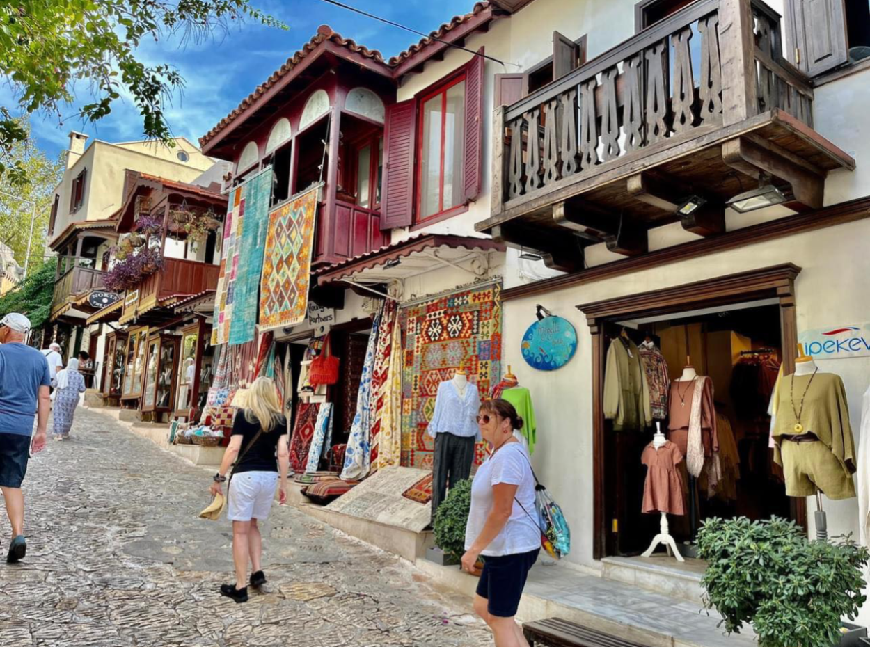 Uyum İçinde Kültürler