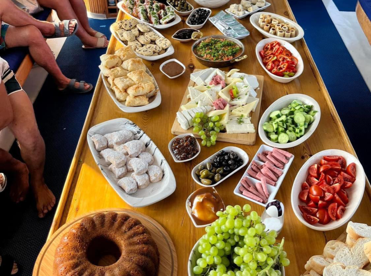 Aşk Okyanusları Gurme Kahvaltı